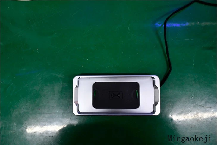 Car Mobile Phone Wireless Charging Panel